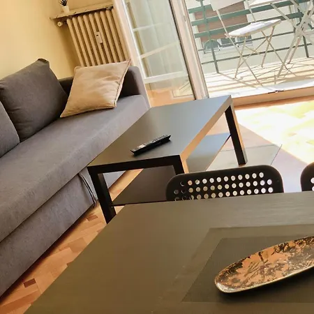 Apartment Chic & Spacious Getaway In - 10min To Nice
